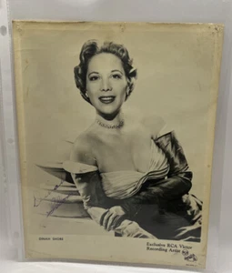 1951 Press Photo Dinah Shore Moss Photo NY Exclusive RCA Victor Recording Artist - Picture 1 of 8