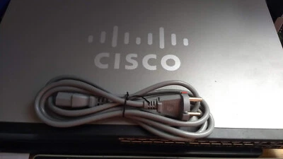 Cisco SG300 28-Port Gigabit PoE+ Managed Switch (SG300-28PP-K9-EU) - Bild 1 von 4