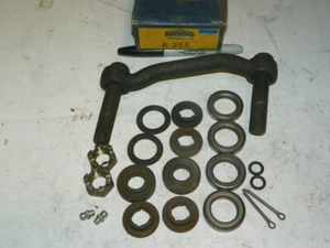 Dodge Plymouth 8 Cyl. Full-Size 1955-56 NOS Idler Arm Moog K-255 Made in USA - Picture 1 of 1