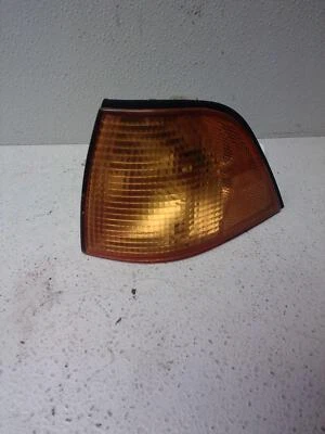 1999 BMW 323 серии противотуманные/маркировочные/парковочные/поворотные фары/лампа слева - Изображение 1 из 2