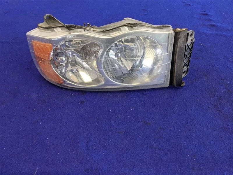 Dodge Ram Viper SRT-10 2004-2005 8,3 L 1500 conductor faro izquierdo lámpara delantera lente Foto 1 de 4