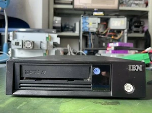 Lecteur de bande externe IBM LTO5 HH SAS V2 46C1748 46C2109 - Photo 1/3