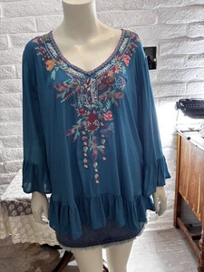 Grand&Greene bestickte Bluse L türkisblau mit mehrfarbiger Libelle & Blumen - Bild 1 von 15
