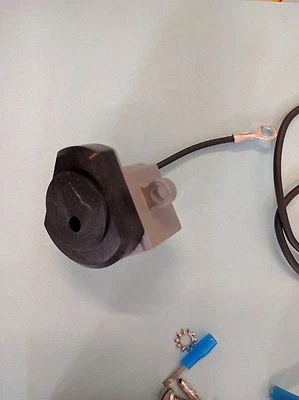 585992 Johnson/Evinrude/OMC 746444 Nuevo kit de bocina de advertencia OEM 585992, 585149 Foto 1 de 2