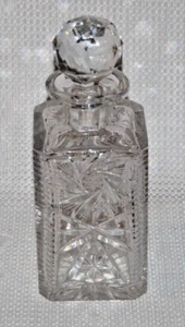 Beautiful Vintage Pinwheel Crystal, Square Decanter, 9-3/8 inches Tall - Picture 1 of 5