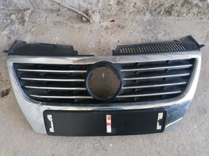Radiator grille VW Passat 3C0853651D - Picture 1 of 8
