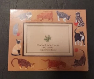 Maple Lane Press Cats 3x5" or 4x6" Paper Photo Frame - Picture 1 of 2