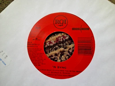 RCA 45 RECORD/'N SYNC/I DRIVE MYSELF CRAZY/A LITTLE MORE TIME ON YOU/1990 N MNT - Image 1 of 2