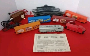 Bachmann Ind. Gaines Gravy Train Promotional Custom EMD F9 Diesel HO Train Set - Picture 1 of 23
