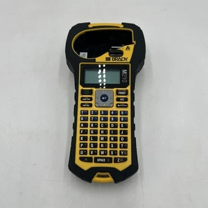 Impresora portátil para hacer etiquetas portátil Brady M210 amarilla sin cubierta de batería - Imagen 1 de 6