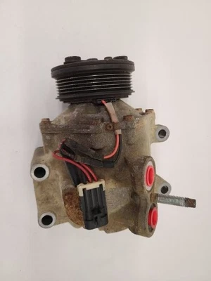 CHEVROLET TRAILBLAZER 2002-2006 AC Compressor 3 Pin Engine Harness Connection - Image 1 of 4