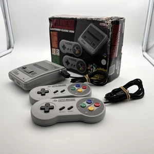 Super Nintendo Classic Mini SNES Konsole | 2 Controllern |  - Bild 1 von 8