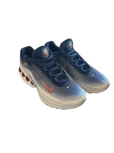 Nike Air Max DN Team USA Uomo Taglia 7 EU Taglia 40 Rosso Bianco Blu - Foto 1 di 8