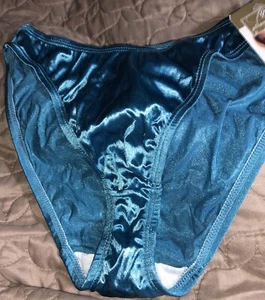 Neu mit Etikett Vintage Gilligan & O'Malley Shimmerreen Nylon LIQUID Second Skin Höschen Gr. 6 - Bild 1 von 9