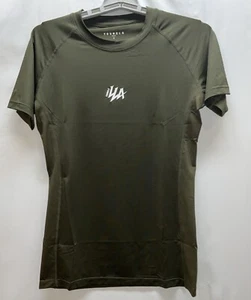 NUEVO CON ETIQUETAS Hombres YoungLA Manga Corta Velocidad Compresión Entrenamiento Camisa Verde Oliva Pequeña - Imagen 1 de 7