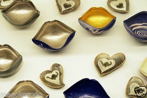 o5982, japonés, SHIGARAKI, HIROYUKI YAMADA, KISS CHOKO taza de sake. - Imagen 1 de 11