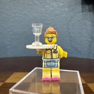 LEGO minifigure Diner Waitress col175 CMF Series 11 skates plate Cup - Picture 1 of 4