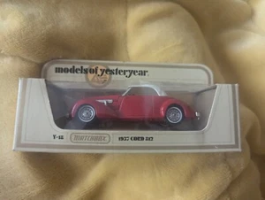 MATCHBOX MODELS OF YESTERYEAR 1937 CORD 812 Y-18 Maroon/White Boxed (Hmat) - Picture 1 of 4