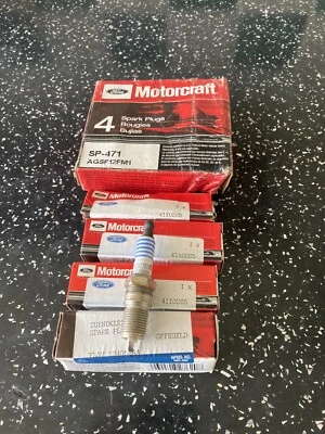 8 Motorcraft SP-471 platinum spark plugs new - Image 1 of 2