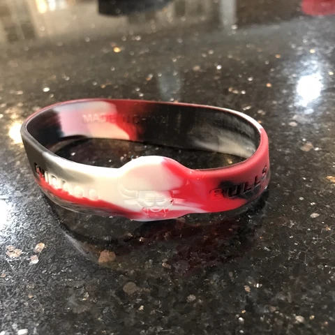 Chicago Bulls Nba logo silicone wristband bracelet adult Tie Dye Cover