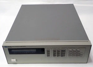 HP 6623A SYSTEM DC POWER SUPPLY HAS OPTIONS: 700 & 750, MAX VOLTAGE: 50v @ 0.8A! - Picture 1 of 9