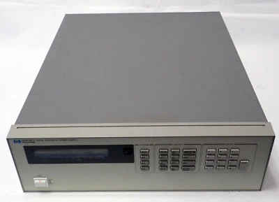 HP 6623A SYSTEM DC POWER SUPPLY HAS OPTIONS: 700 & 750, MAX VOLTAGE: 50v @ 0.8A! - Image 1 of 4