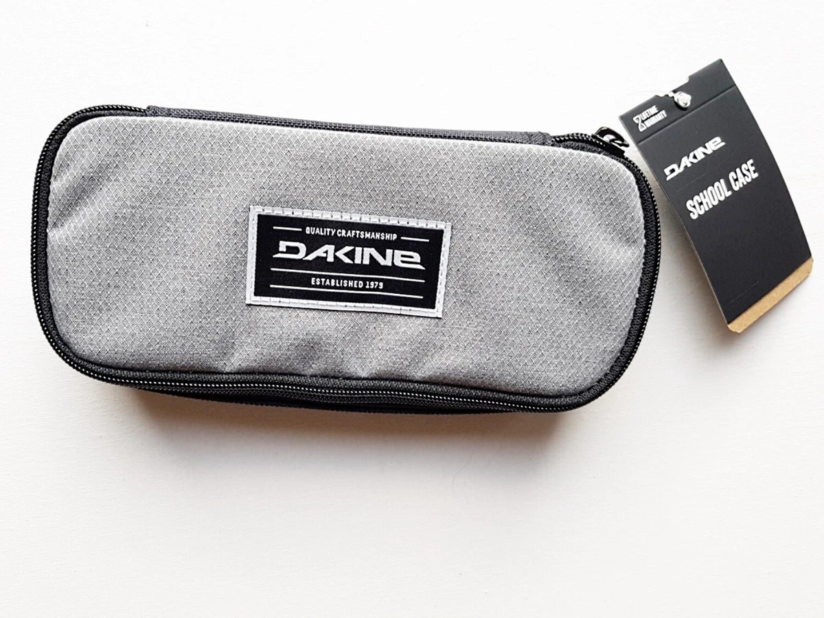 DAKINE Schlampermäppchen 'School Case Luisa' Für Frauen – Mit Reißverschlussfach, 5 Stifteschlaufen, 22x10x5cm