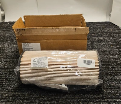 Racor 2020V10 Parker Replacement Element for Turbine Fuel Filter/Water Seperator - Image 1 of 4