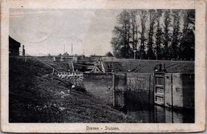 Netherlands Dieren Sluizen Postcard B263 - Picture 1 of 2