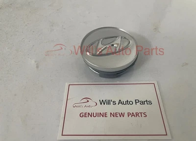 GENUINO NUEVO Tapacubos Central Rueda 17" TRAJES HYUNDAI VELOSTER 2012-2015 Foto 1 de 4