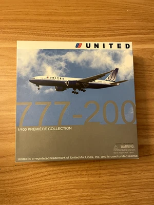 Dragon Wings 1/400 United Airlines 'Blue Tulip' Boeing 777-200 MINT - Image 1 of 3