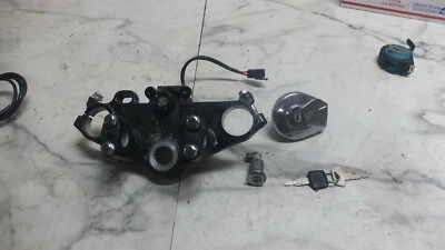 91 Honda CB750 CB 750 Nighthawk Ignition Gas Fuel Cap Lock and Key Set - Image 1 of 4