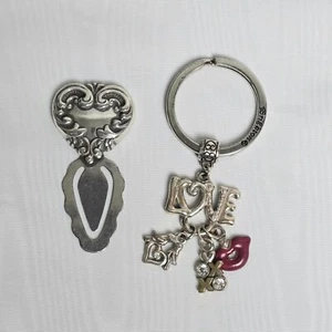 Llavero Brighton Combo Amor San Valentín Tono Plateado con Dijes y Marca de Marcador - Imagen 1 de 6