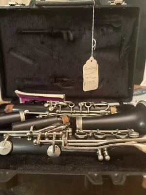 复古阿姆斯特朗单簧管带盒 — 第 1/3 张图片