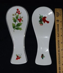 2 Royal Norfolk Christmas Spoon Rests Holly Berries Gold Accents & Cardinal - Picture 1 of 16