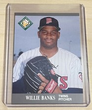 1991 Fleer Ultra Prospects Willie Banks #373 Minnesota Twins