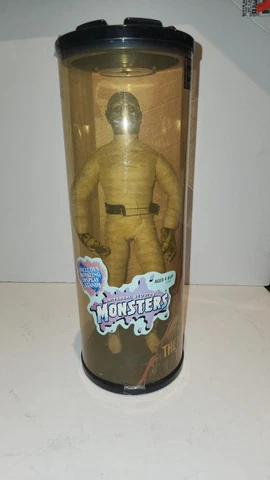 New Hasbro Universal Studios Monsters The Mummy's Tomb 12" Action Figure Cover