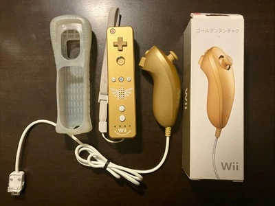 Nintendo Wii Plus Zelda Gold WiiMote + Gold Nunchuck - VERY NICE WOW - Image 1 of 2