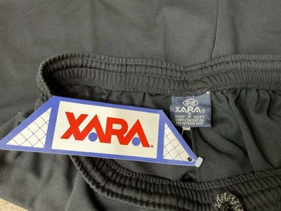 Pantalones Cortos de Fútbol Xara Para Hombre Talla Pequeña Poliéster Negros Nuevos Stock Antiguo De Colección 28x5” Nuevos Foto 1 de 4
