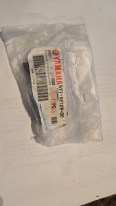 new Genuine Yamaha OEM battery cover 5yt-82129-00 - Picture 1 of 1