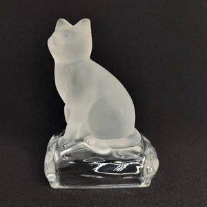 Statuina gatto in vetro smerigliato seduto su cuscino trasparente pressata alta 5" - Foto 1 di 6