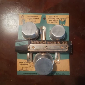 Neu Vintage Aluminium Housewares Co. Retro 50er Jahre Messbecher mit Aufhänger - Bild 1 von 9
