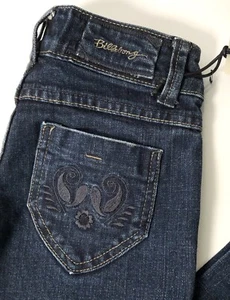 New Billabong Girls Blue Jeans With Embroidered Pocket Size 6X Orig $85 - Picture 1 of 5