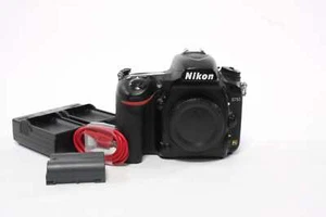 Nikon D750 Shutter Count 121474 - Picture 1 of 9