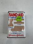 Assortiment vintage de bandages adhésifs de cuisine boîte en étain avec 5 bandages
