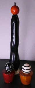 DESIGNER ROBERT WILHELM MACINA SALE E PEPE IN LEGNO DIPINTO MODERNO FATTO A MANO - Foto 1 di 7