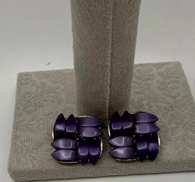 Pendientes de clip Lisner patrón tejido lucite púrpura Foto 1 de 4