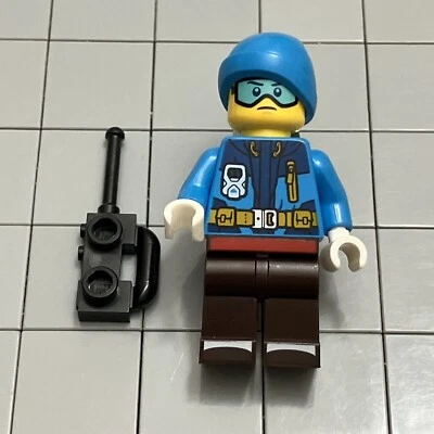 Arctic Explorer minifigure LEGO City Arctic 30360 60190 60195 G1 76 - Image 1 of 2