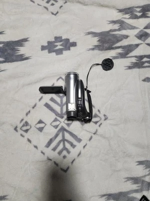 Panasonic VDR-D210 DVD Camcorder Video Camera With Battery & Charger BAD BATTERY - Image 1 of 4