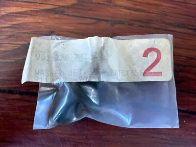 Pair 2x Genuine OEM Porsche 911 912 washer nozzle spray jet 90162874120 - Image 1 of 4